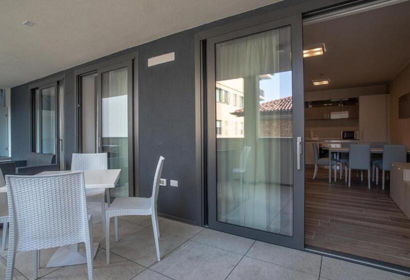 آپارتمان سوپریور 1 خوابه, Aparthotel Miramare