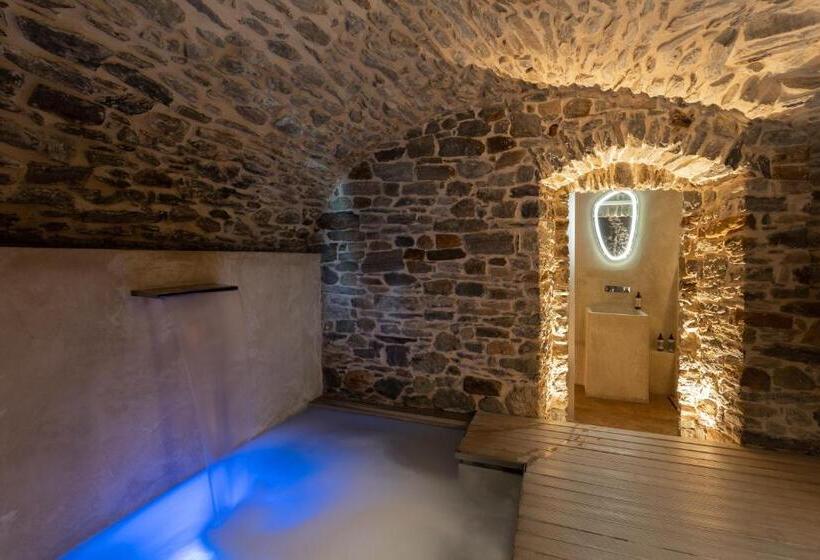 سوئیت با وان آب گرم, B&b éve