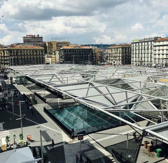 اتاق کلاسیک چهارنفره, Parthenope's Home