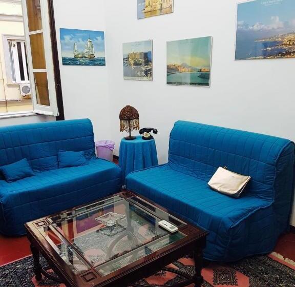 اتاق سوپریور چهار تخته, Parthenope's Home