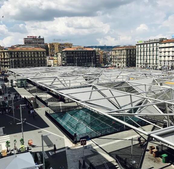 اتاق سوپریور چهار تخته, Parthenope's Home