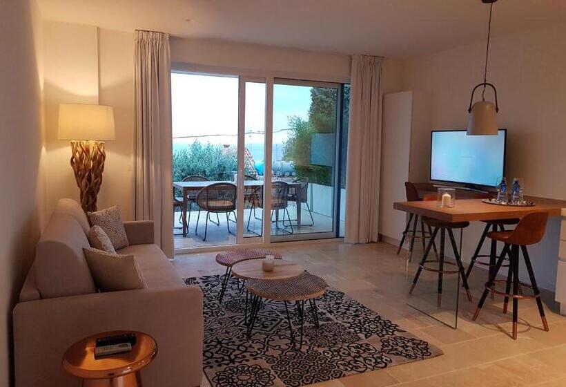 海の見える1ベッドルームアパートメント, Iancu Charme Apartments