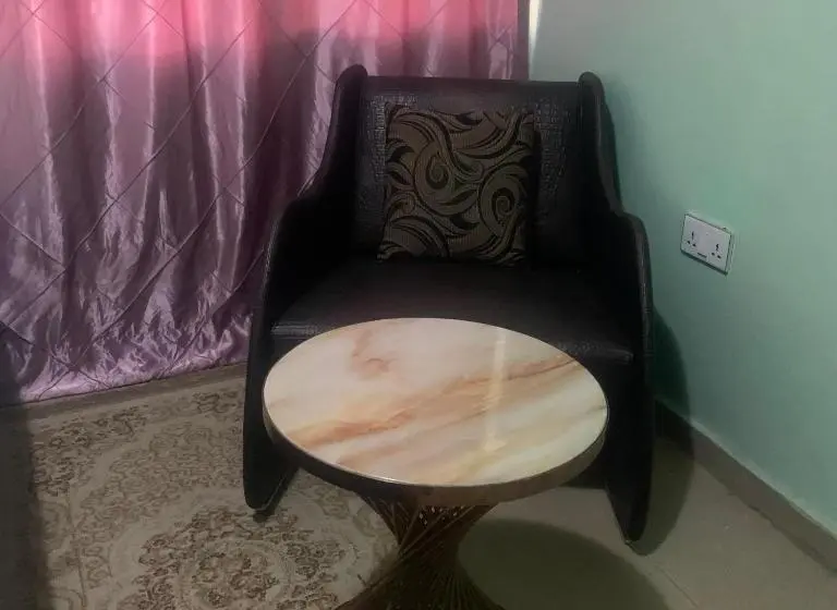 سوییت اجرایی, Health Plaza Abuja