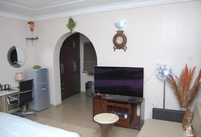 سوییت, Health Plaza Abuja