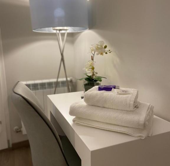 اتاق لوکس, Pensión Marviva