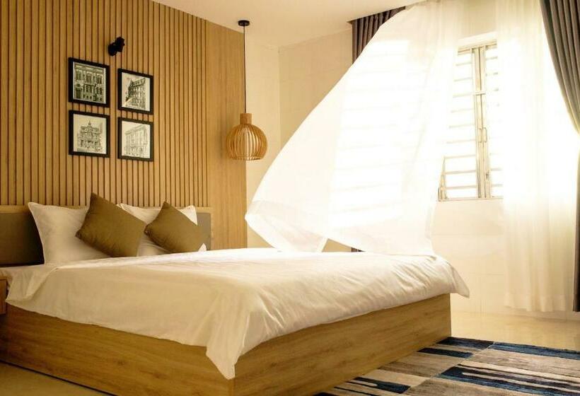 اتاق لوکس با تخت بزرگ, Max Hostel