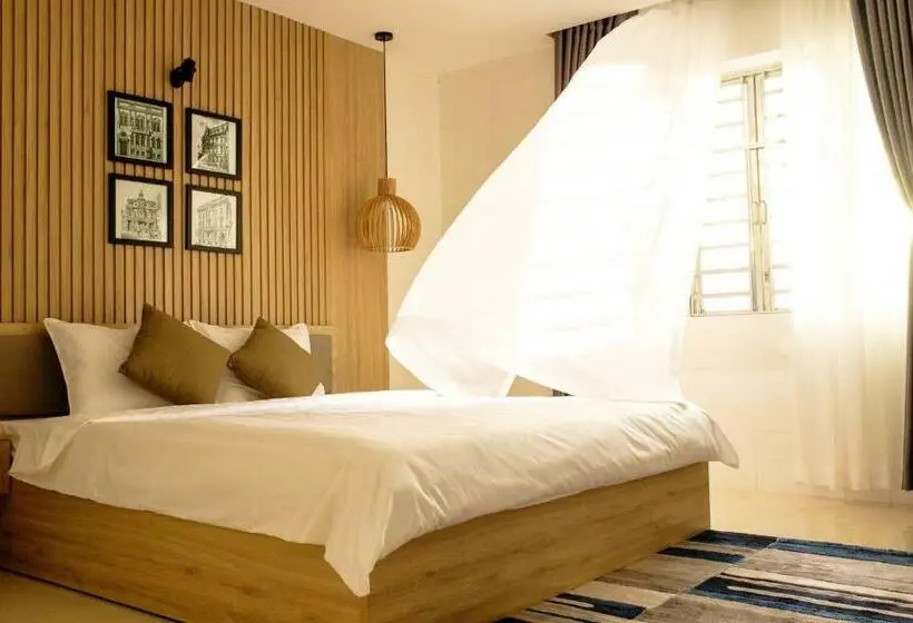اتاق لوکس با تخت بزرگ, Max Hostel
