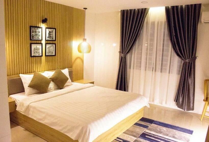 اتاق لوکس با تخت بزرگ, Max Hostel