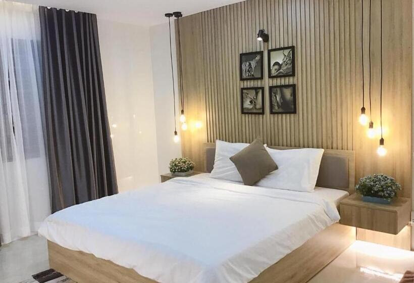 اتاق لوکس با تخت بزرگ, Max Hostel