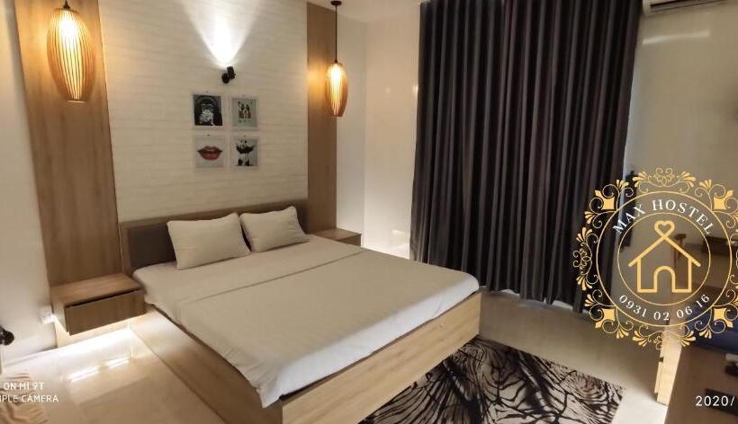 اتاق سوپریور با تخت بزرگ, Max Hostel