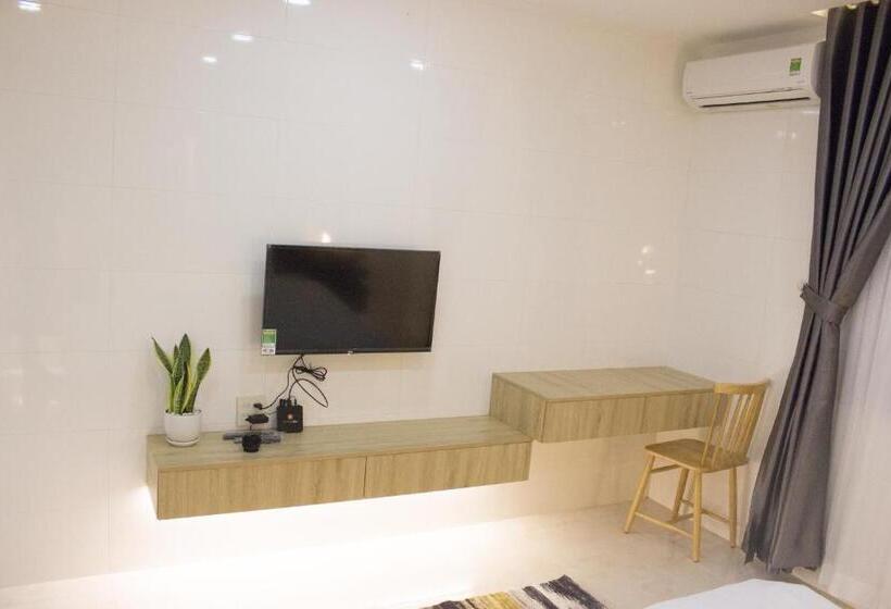 اتاق لوکس با تخت بزرگ, Max Hostel