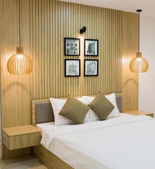 اتاق لوکس با تخت بزرگ, Max Hostel