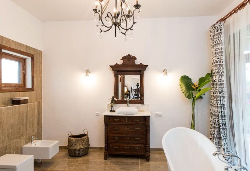 ویلای سوپریور 1 خوابه, Tikitam Palms Boutique