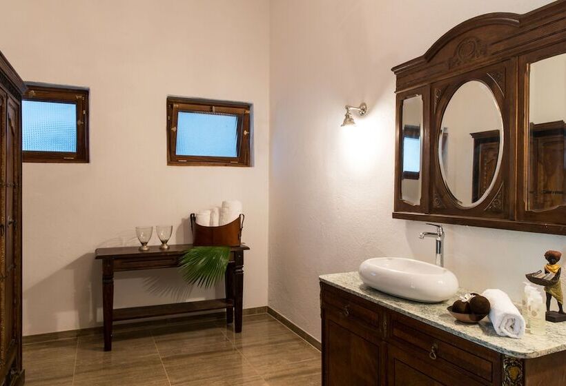 ویلای لوکس 1 خوابه, Tikitam Palms Boutique