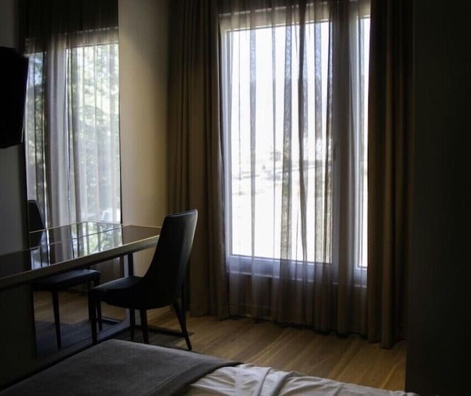 جناح عائلي, Vila Europa