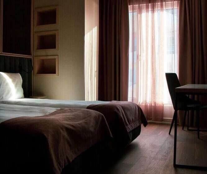 جناح عائلي, Vila Europa