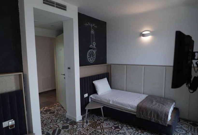 جناح عائلي, Vila Europa