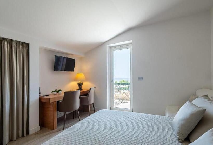 Номер Deluxe, Villa Dei Tigli Resort & Spa