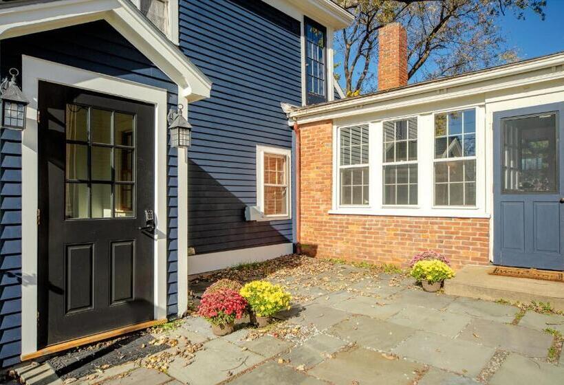 غرفة قياسية حمام مشترك, The Water Street Inn