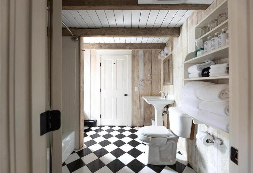 غرفة قياسية حمام مشترك, The Water Street Inn