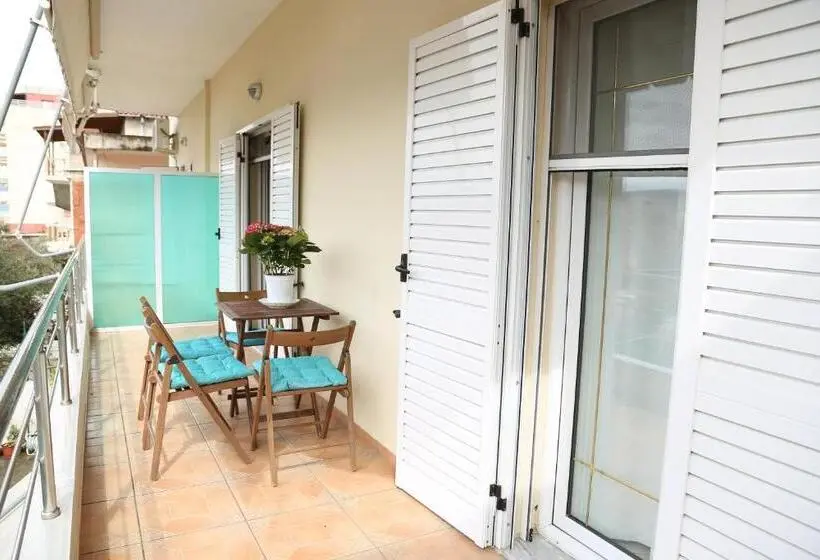 آپارتمان 2 خوابه, Apartments Athina Orikum