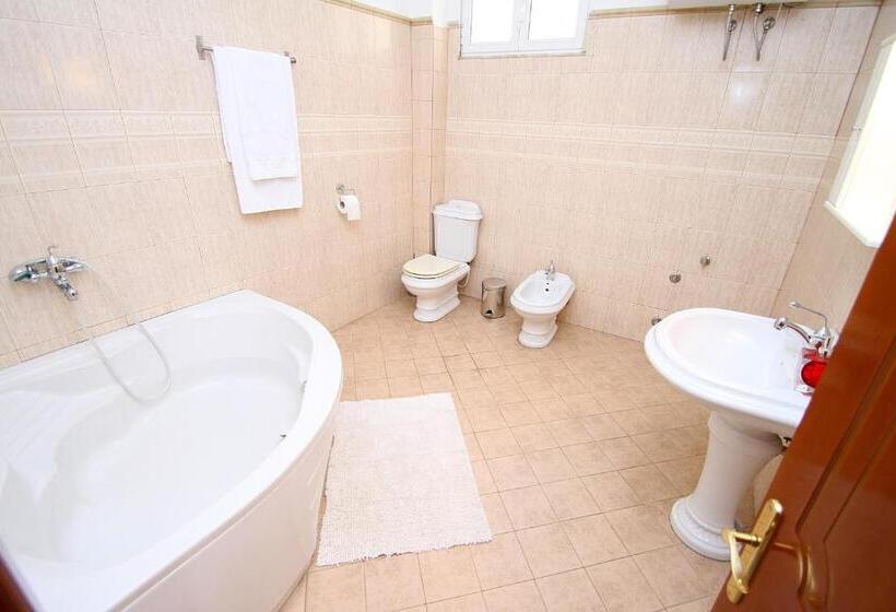 דירת שני חדרים, Apartments Athina Orikum