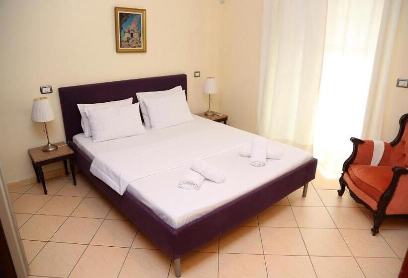 דירת שני חדרים, Apartments Athina Orikum