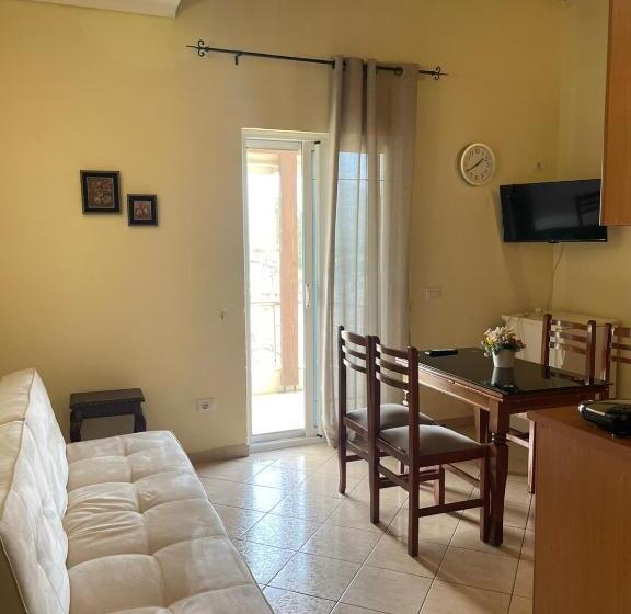 דירת חדר, Apartments Athina Orikum