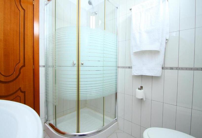 דירה בת חדר שינה 1 עם מרפסת, Apartments Athina Orikum