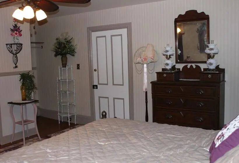 デラックスルーム, Carriage Stop Bed & Breakfast