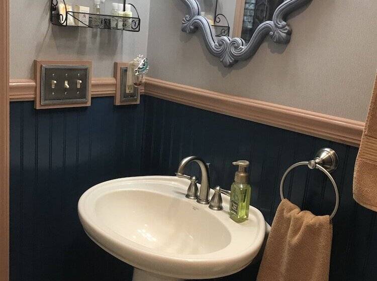 デラックスルーム, Carriage Stop Bed & Breakfast