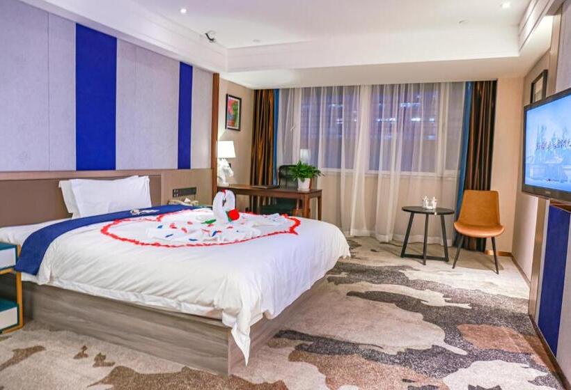 חדר דלוקס יחיד, Uiles