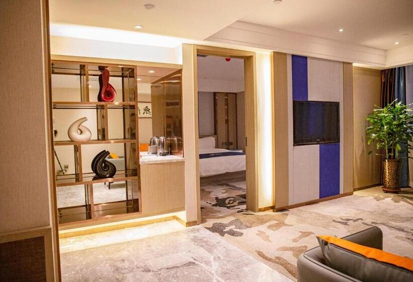 סוויטה דלוקס, Uiles