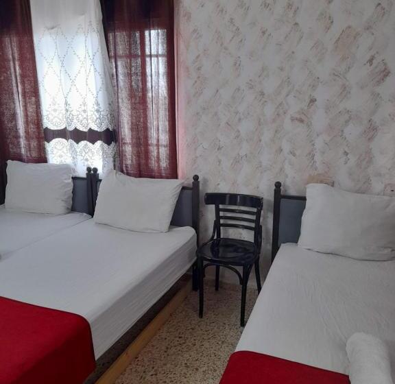 Economy Quadruple Room, Magtas