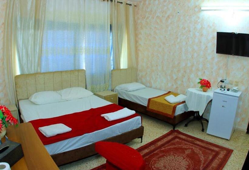 اتاق استاندارد سه نفره, Magtas