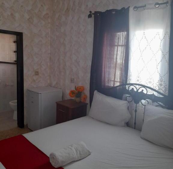 اتاق اکونومی, Magtas