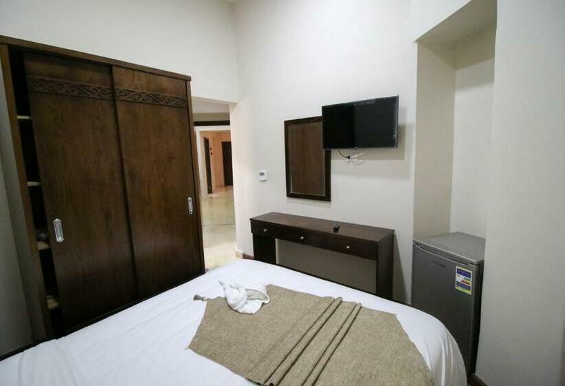 اتاق لوکس سه تخته, Miramar Downtown Tahrir Square