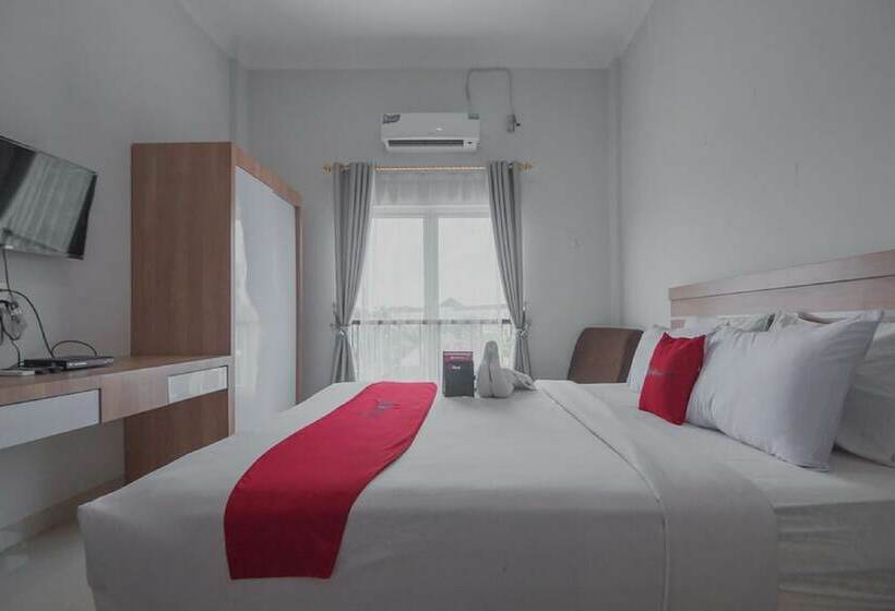 Номер Стандарт, Reddoorz Near Hermes Place Polonia Medan