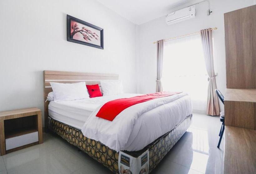Номер Стандарт, Reddoorz Near Hermes Place Polonia Medan