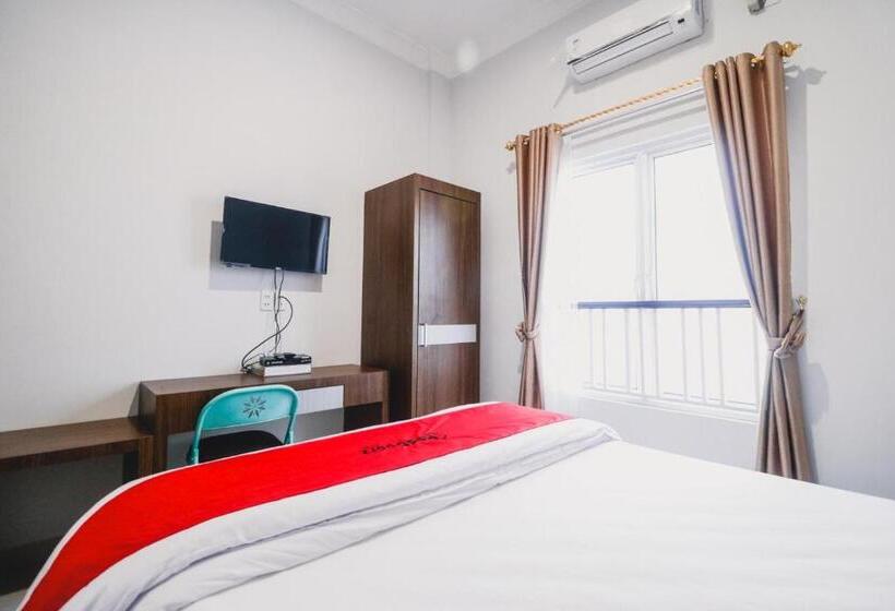 Номер Стандарт, Reddoorz Near Hermes Place Polonia Medan