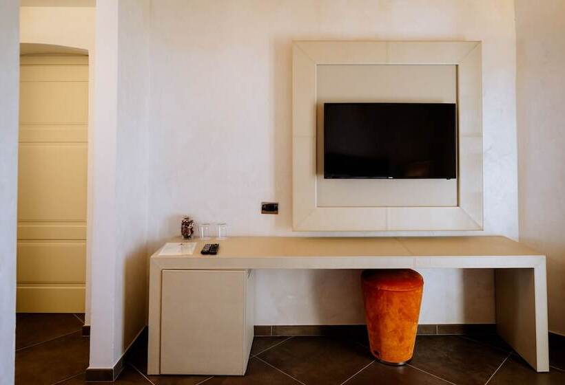 חדר דלוקס נוף לים, Resort Faro Di Punta Fenaio