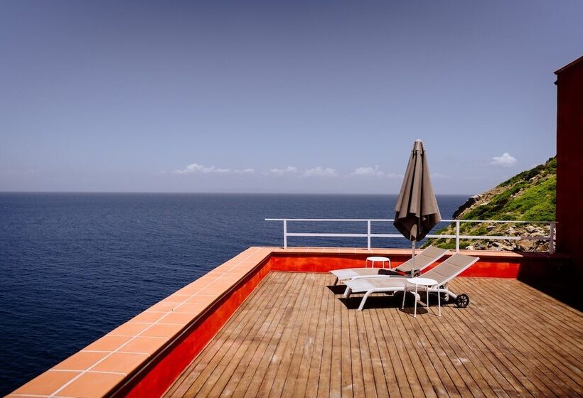 جناح ديلوكس مطل على البحر, Resort Faro Di Punta Fenaio