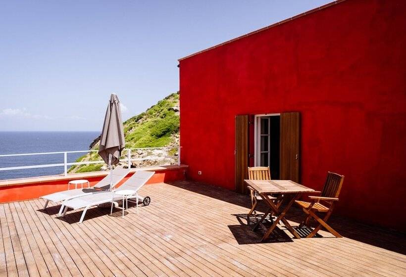 סוויטת דלוקס נוף לים, Resort Faro Di Punta Fenaio