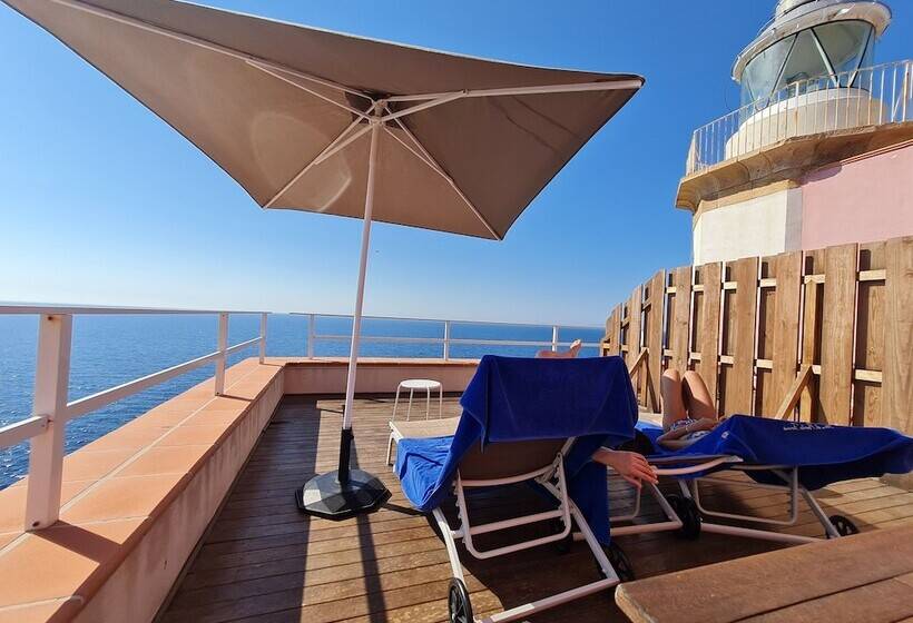 סוויטת דלוקס נוף לים, Resort Faro Di Punta Fenaio