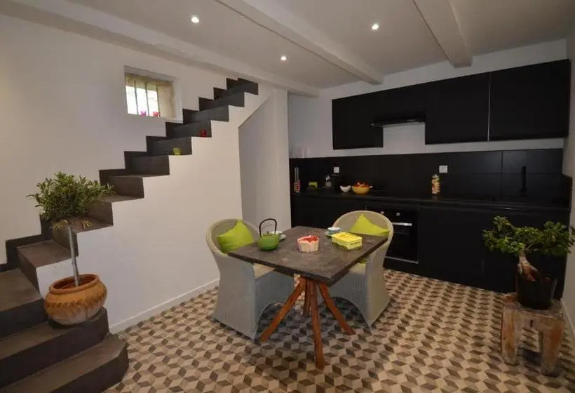 １ベッドルームハウス, Domaine Shambala   Maison D Hôte En Provence   Piscine Chauffée