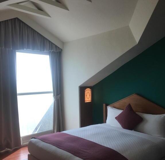 اتاق لوکس با بالکن و چشمانداز دریا, Harmony Ocean