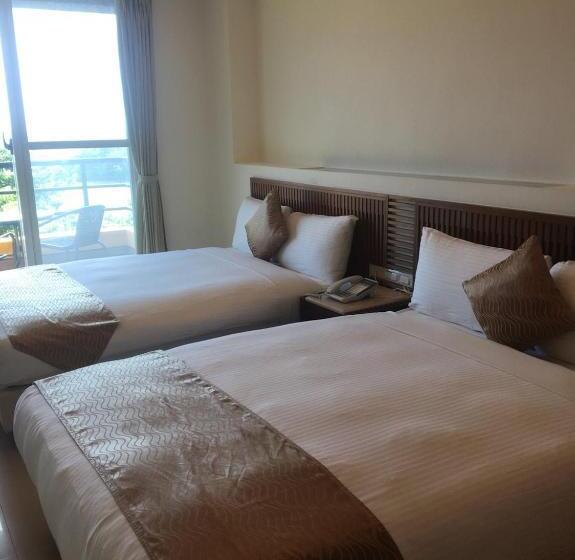 اتاق استاندارد چهار تخته با چشمانداز دریا, Harmony Ocean