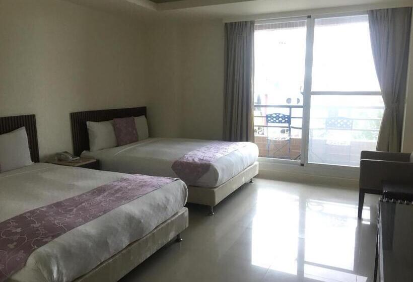 اتاق استاندارد چهارنفره با بالکن, Harmony Ocean