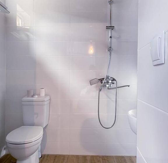 اتاق استاندارد, Guest House Lela