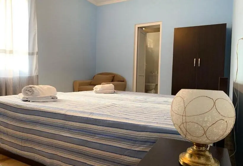 اتاق استاندارد, Guest House Lela